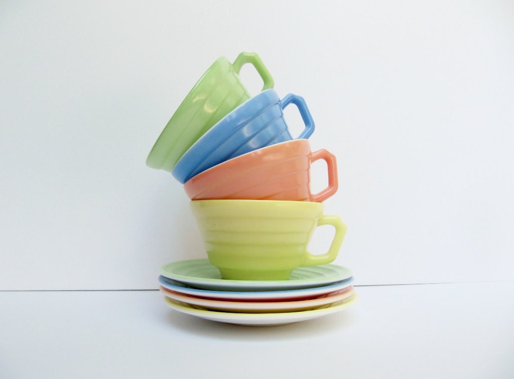pastel vintage cups