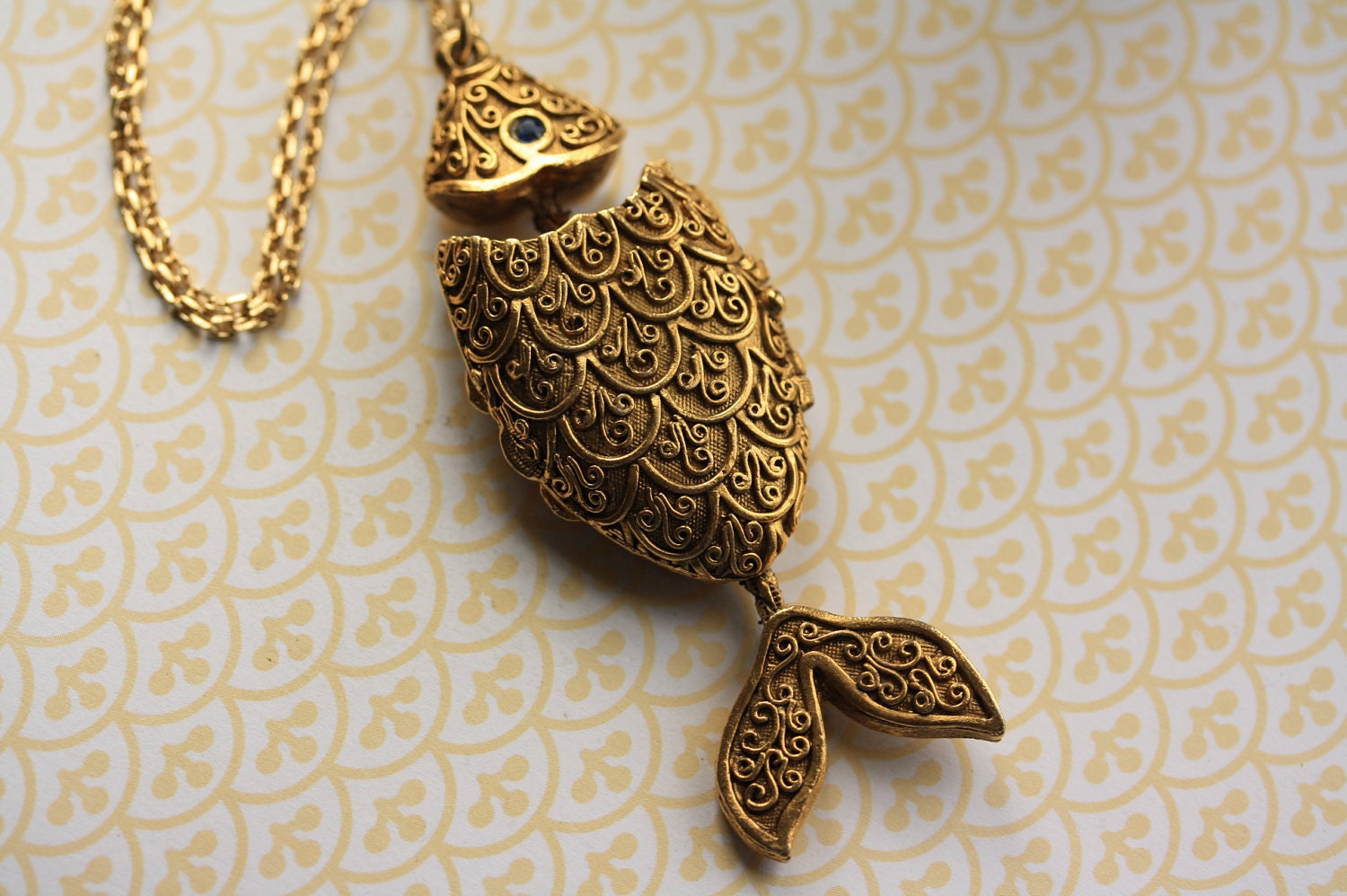 Vintage Fish Locket Necklace, Movable Pendant, Long Gold Chain, Whimsical Perfume, Filigree Floral Pattern, Sea Blue Eye, Hidden Carrier