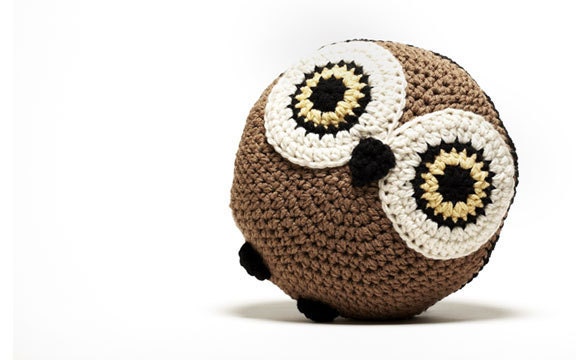 CROCHET OWL PILLOW