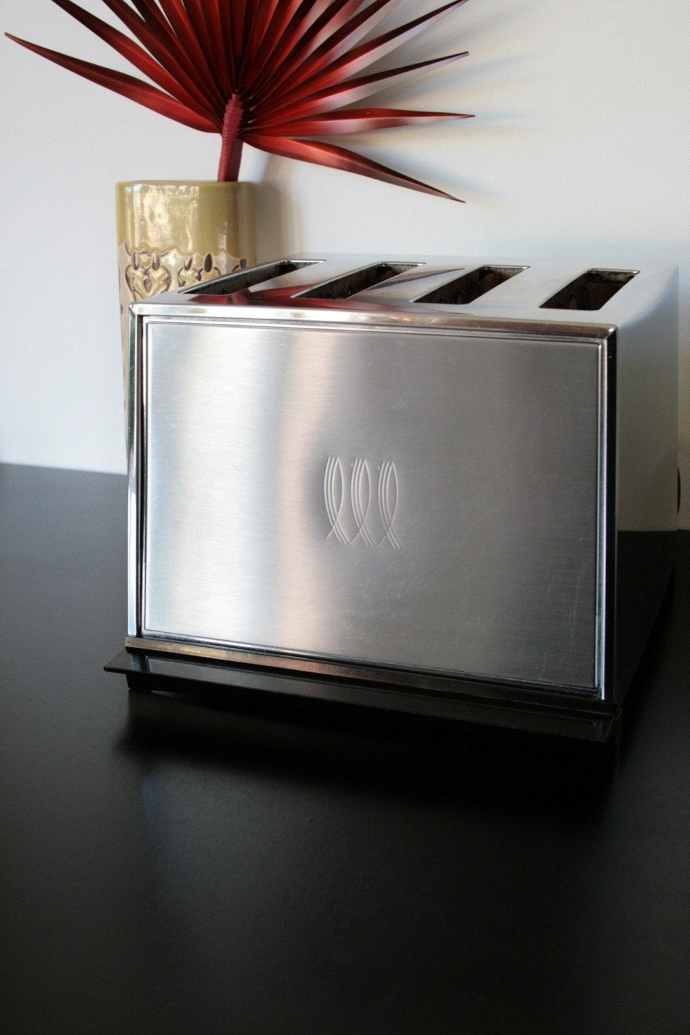 VINTAGE RETRO TOASTMASTER TOASTER