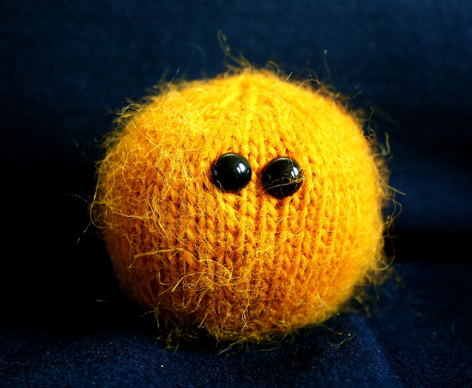 Knit your own Little Sun with Corona (pdf knitting pattern)