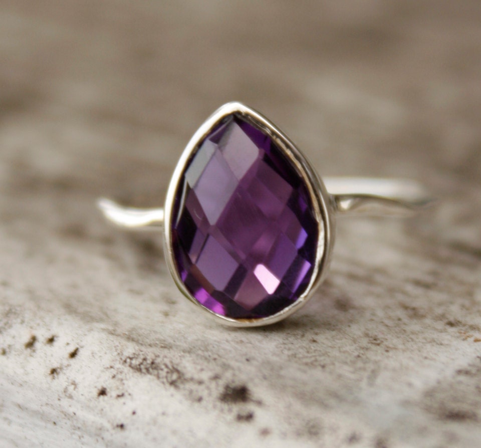 Memorial Day SALE Silver Purple Amethyst Teardrop Ring - Hammered Ring - Stackable Ring