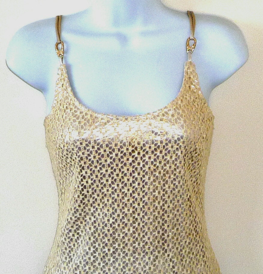 Size 4 - Designer - Champagne - Gold - Lace - Shimmer - Vijack - Sexy - Plunge Back - Figure Hugging - New Years