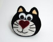 The Black  CAT - Felt Brooch Pin