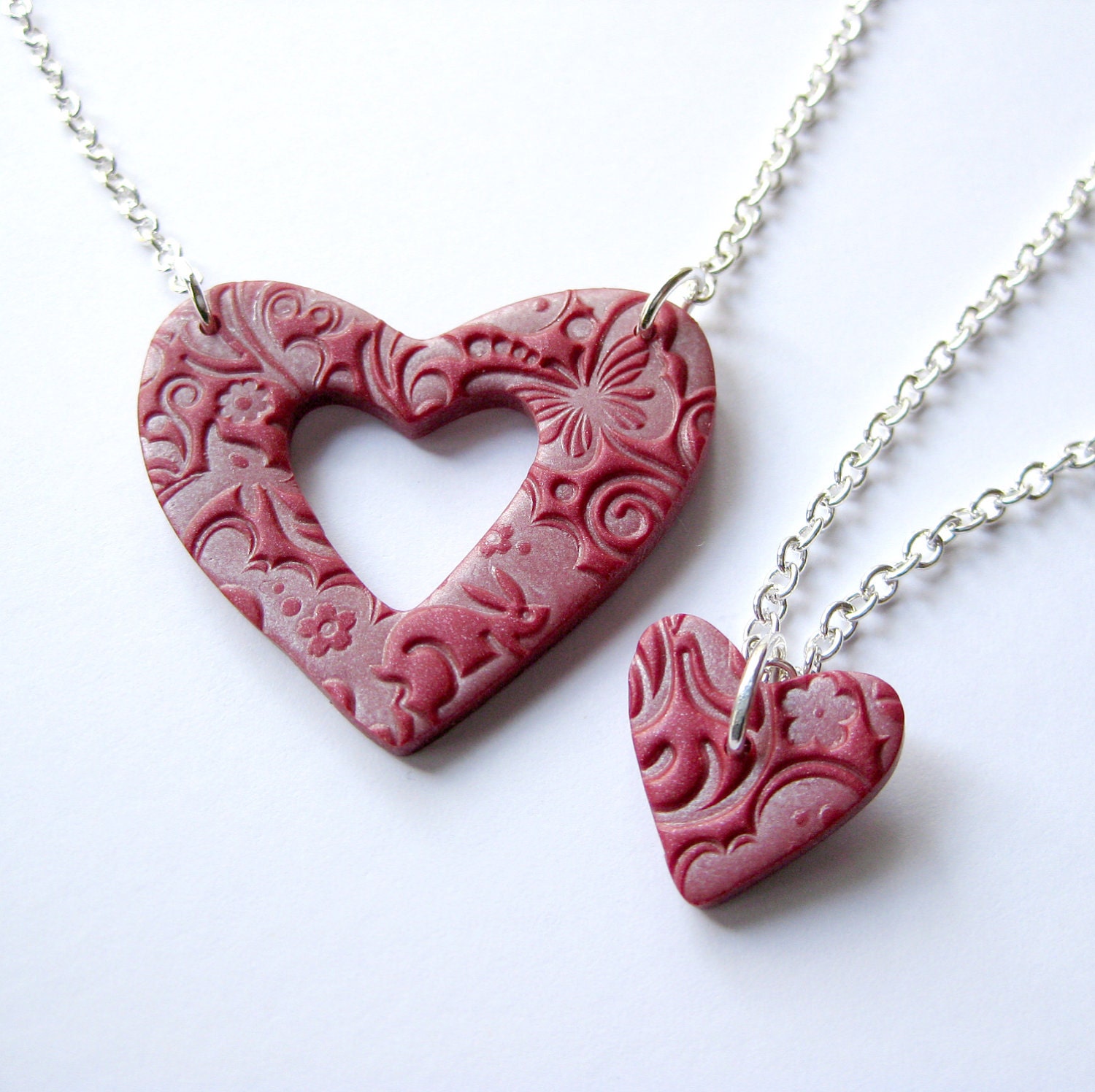Mother Daughter Necklace on Mother And Daughter Necklaces In Scarlett Heart Shaped Necklaces With