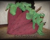 Prim Strawberry bowl fillers set of 3