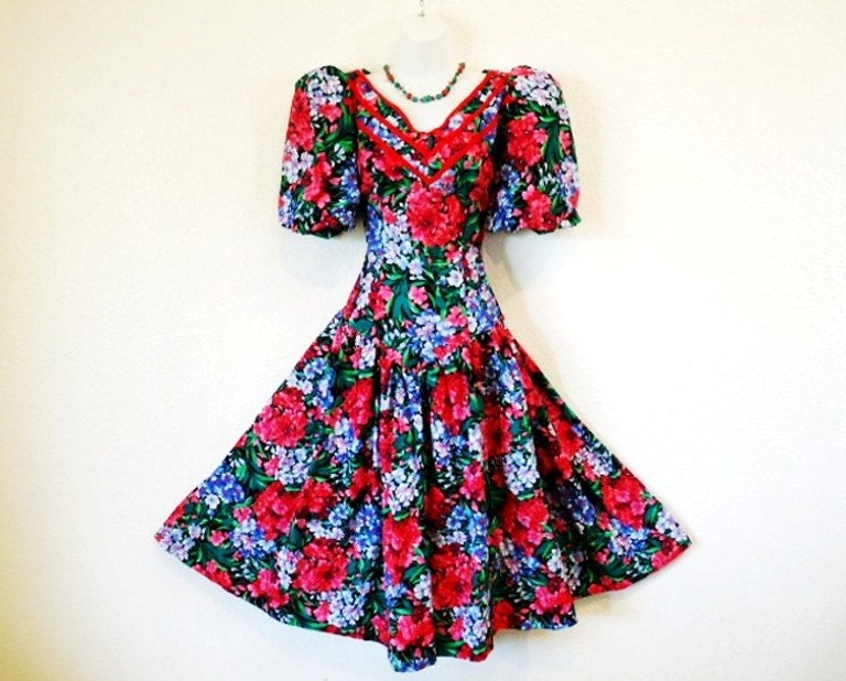 1980s Princess Summer Dress Floral print Garden Full Skirt Pin-up Party  Dress Puff Sleeves Full Skirt Size M