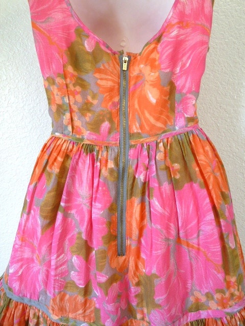 RESERVED Vintage Summer Dress Cotton Pink Floral Garden Print Full Skirt Light the Way