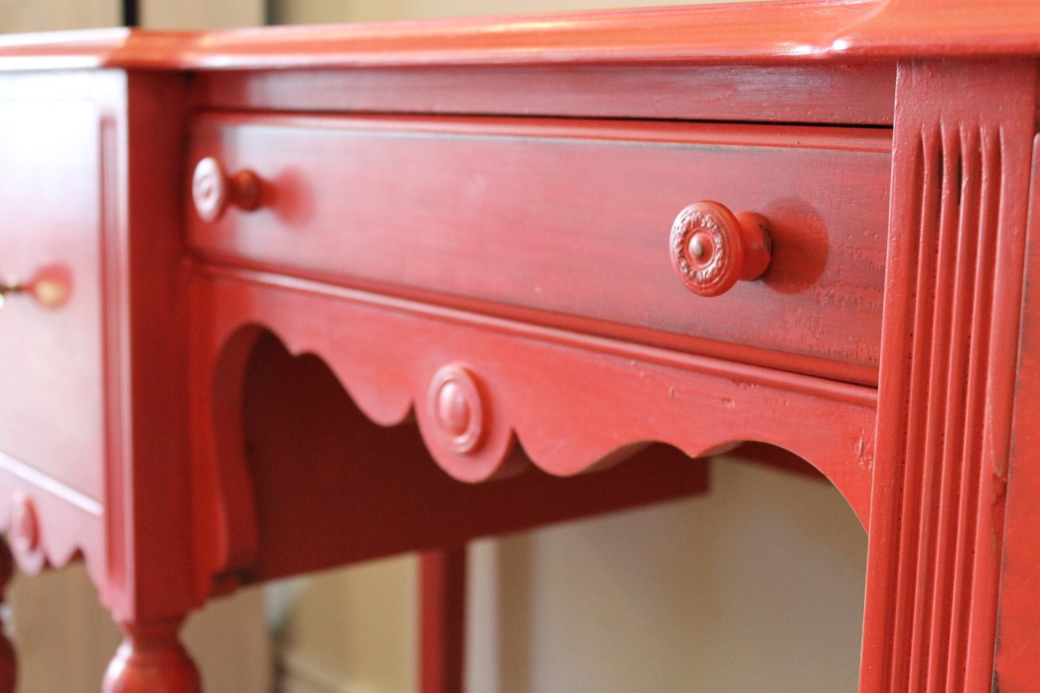 Coral desk/vanity