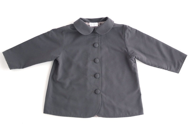 Girls Coat. GRAY