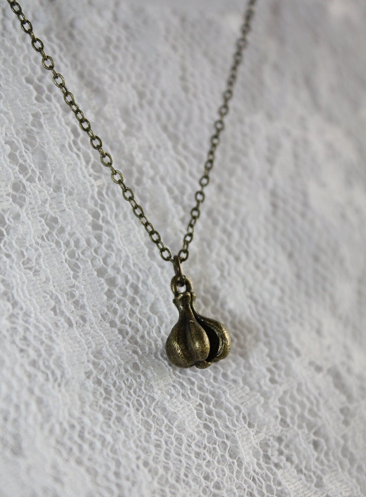 Garlic Necklace - cooking - chef - culinary antiqued bronze