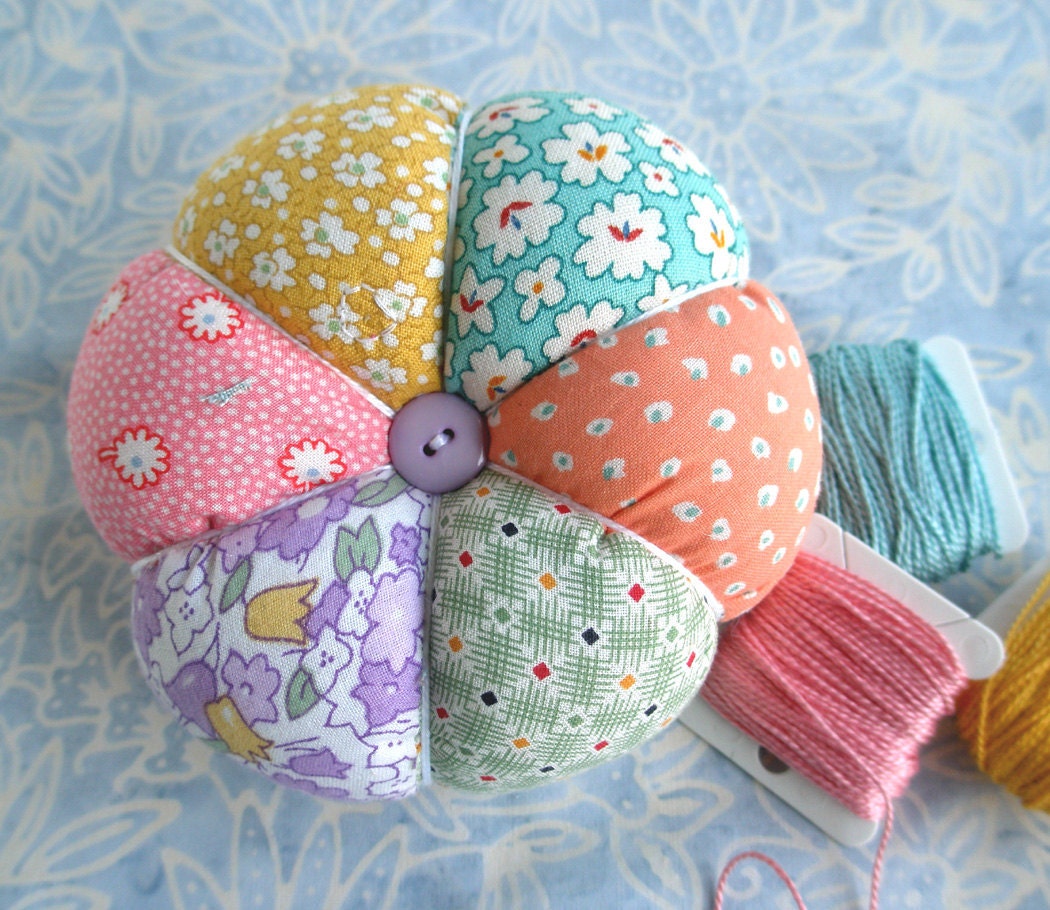 1930's Inspired Patchwork Tomato Pincushion