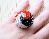 Red, White, and Black Duck Tape Rose Ring - Spiral Duct Tape Ring - QuietMischief