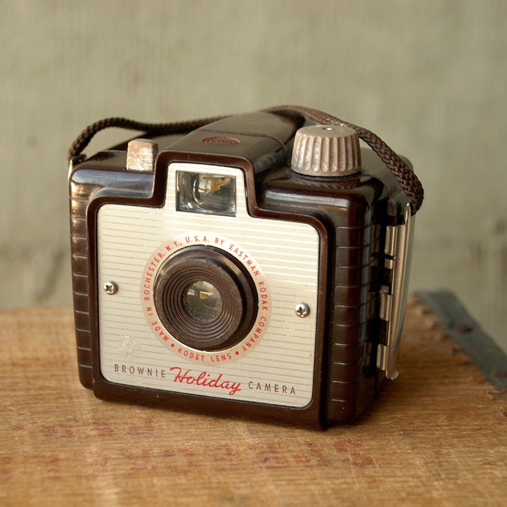 RESERVED -- Vintage Brownie Holiday Camera - Bakelite