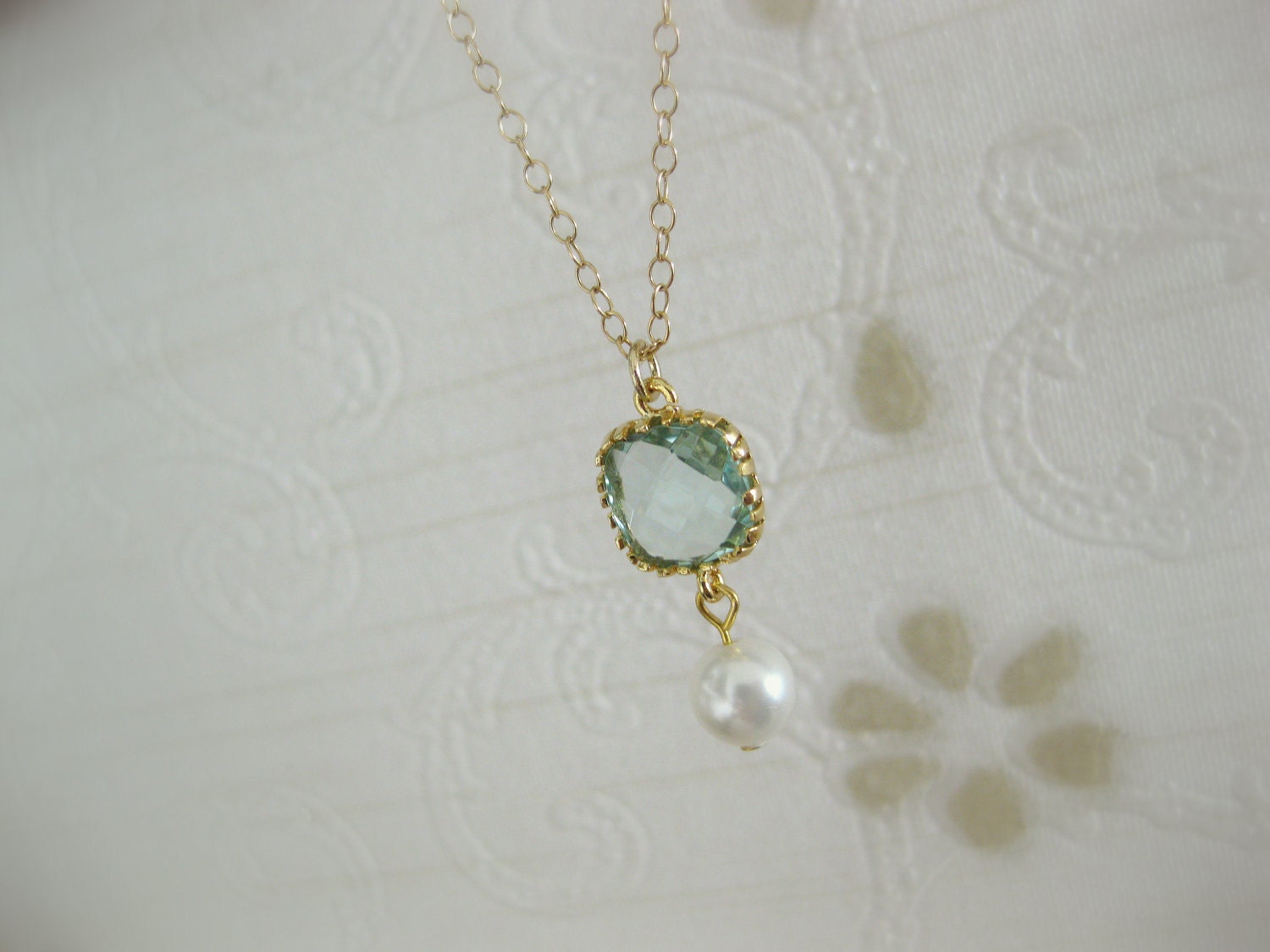 Light green glass pendant with swarovski pearl. Minimalist jewelry. Dainty petite everyday necklace.