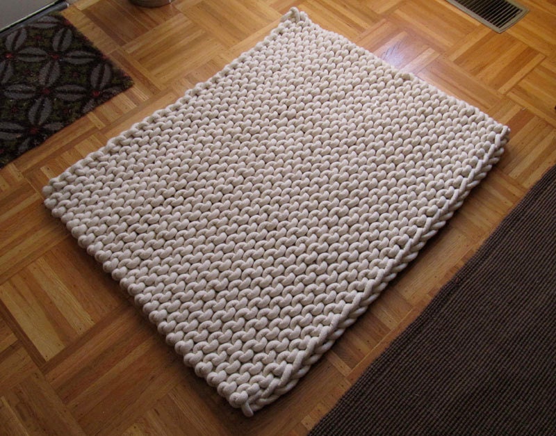 Giant knit rope rug - 48 by 36 inches