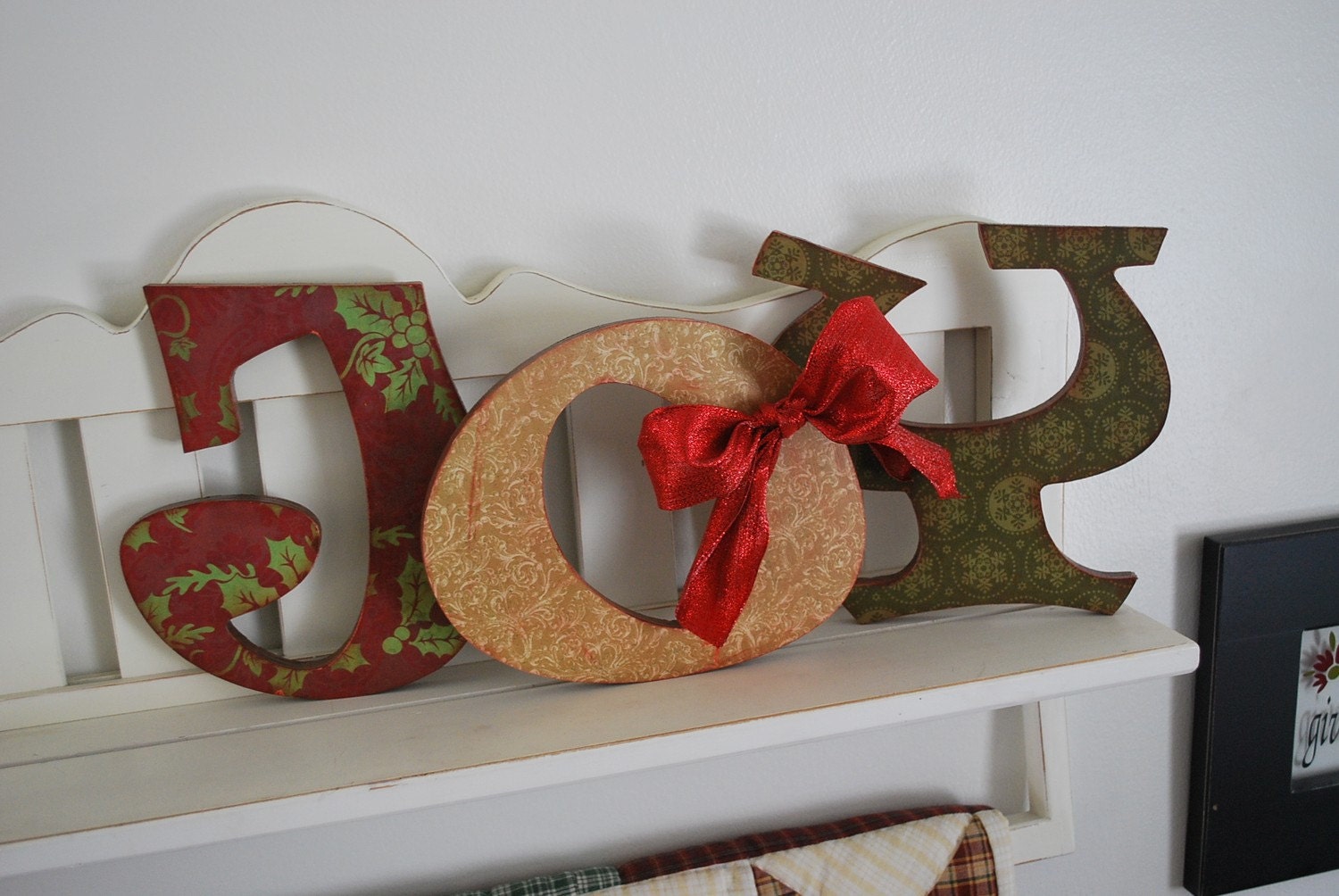 Joy decoupage letters