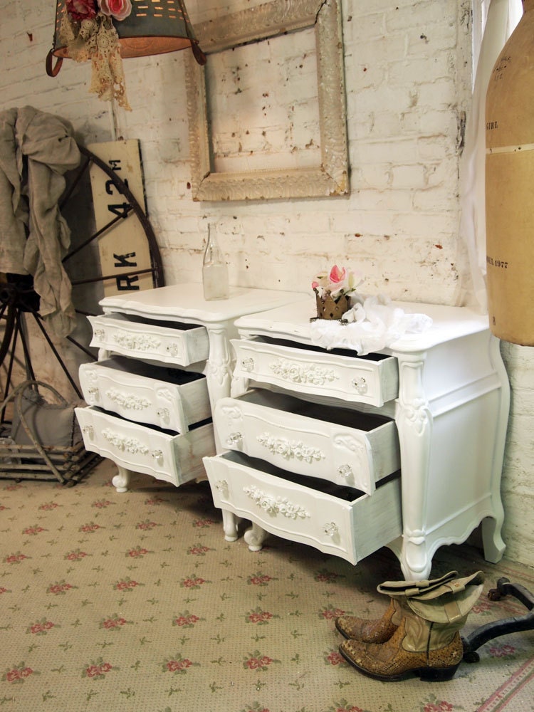Painted Cottage Shabby White Pair of  Romantic French Night Table NT428