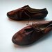 Minimalistically simple oxfords .vintage leather avant gard lace up shoes .8M and made in Italy