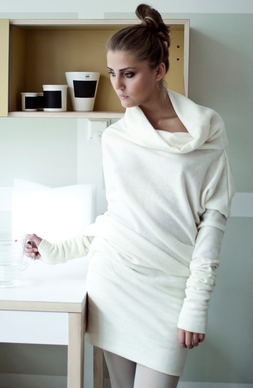 Milk woolen asymmetric long cozy LeMuse Sweater