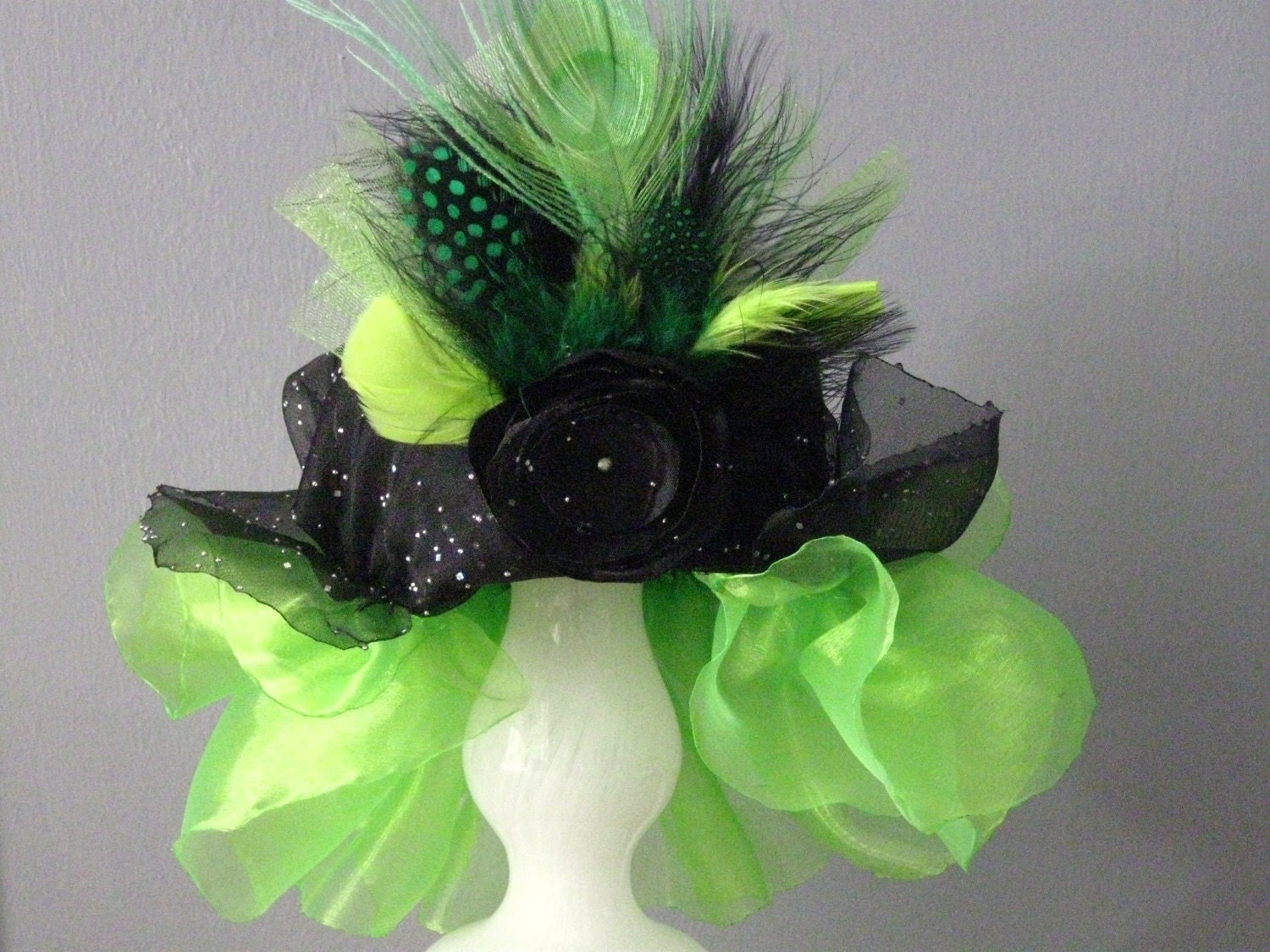 Fancy Pants Feather Dog Hat