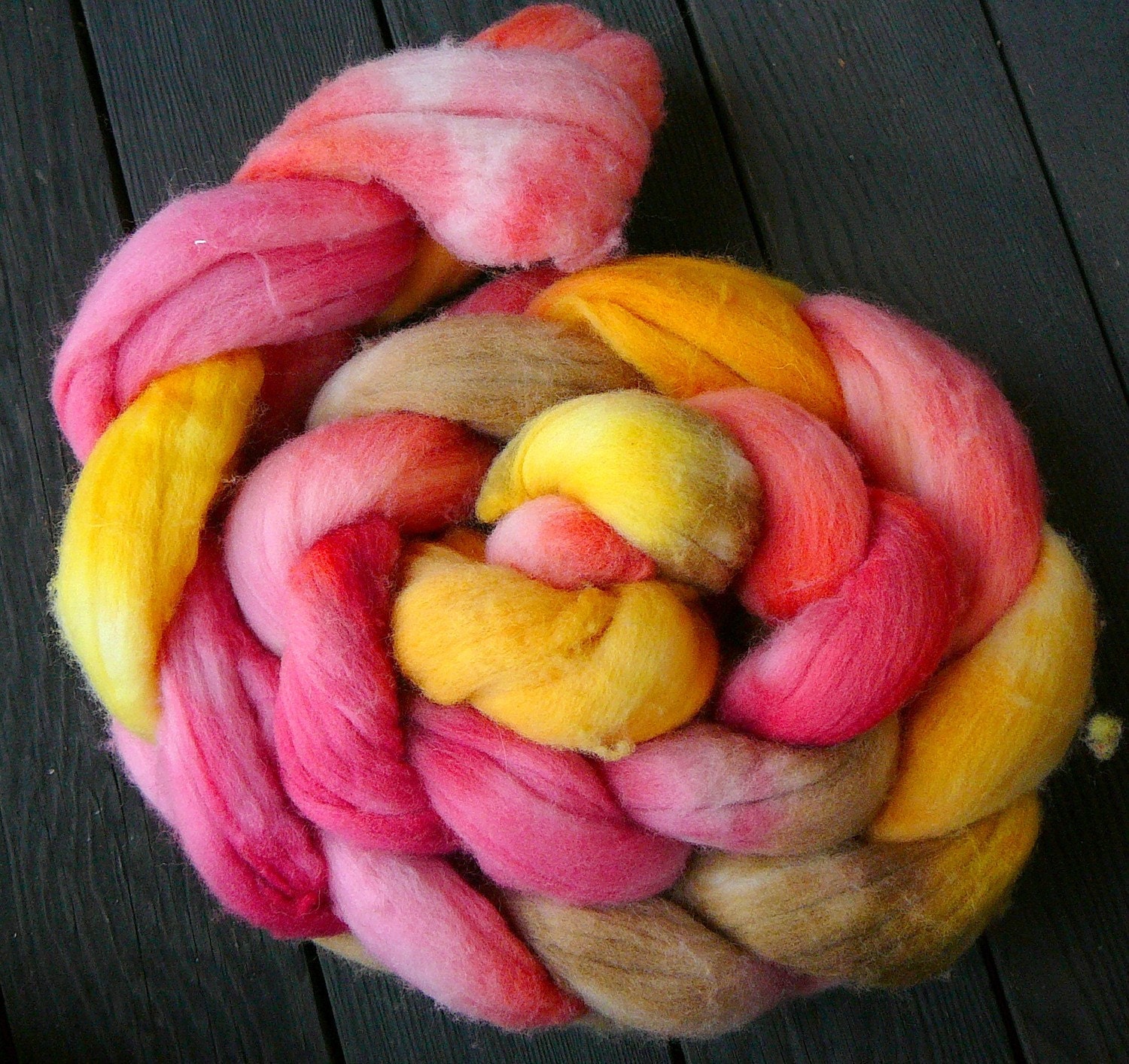 Hand dyed merino wool roving  More Leaves  5 ounces