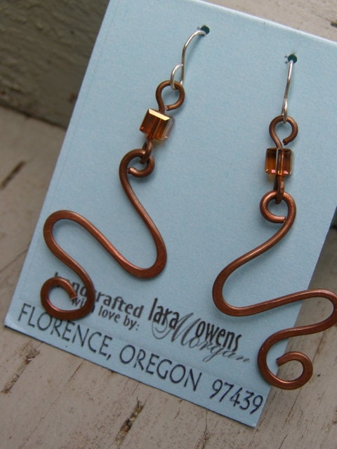 Hammered Copper RECYCLED Wire Spiral Swirl dangle earrings