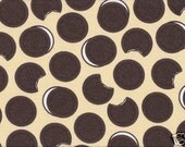 Timeless Treasures Fun Food Chocolate Oreo Look A Like SANDWICH COOKIES On Cream Fabric 1 Yard