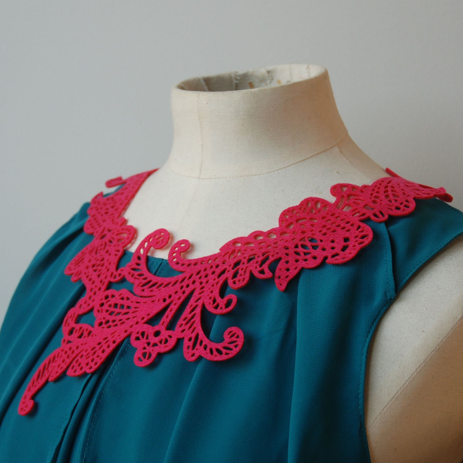 Lace Eco-Necklace - Pink Swirly - Recycled Felt - Delicate Laser Cut
