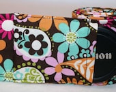 Camera strap WITH LENS POCKET, Paisley Garden, mothers day gift