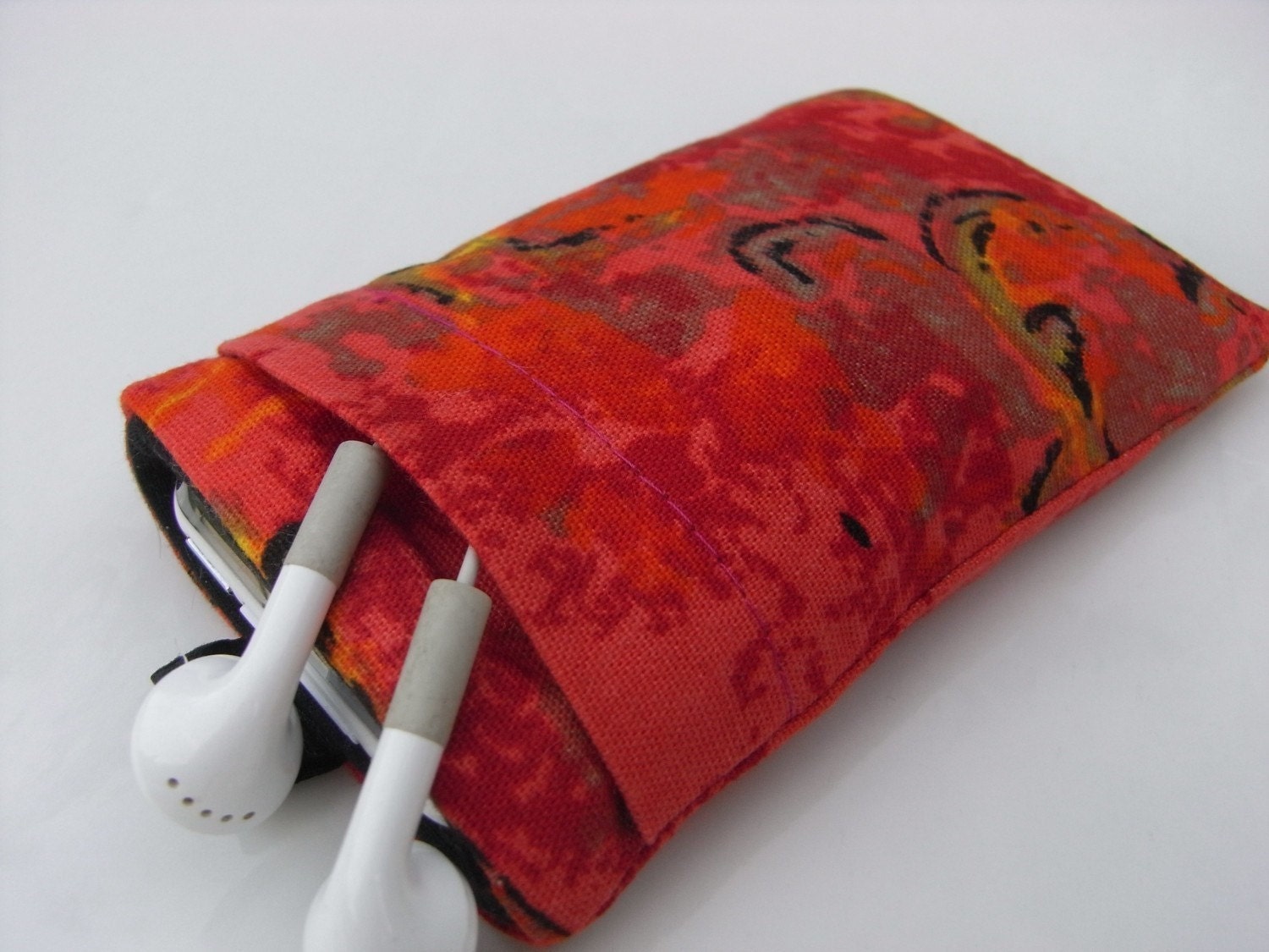 iphone 5 4 Case /ipod Touch Cover / Vintage Red Fabric