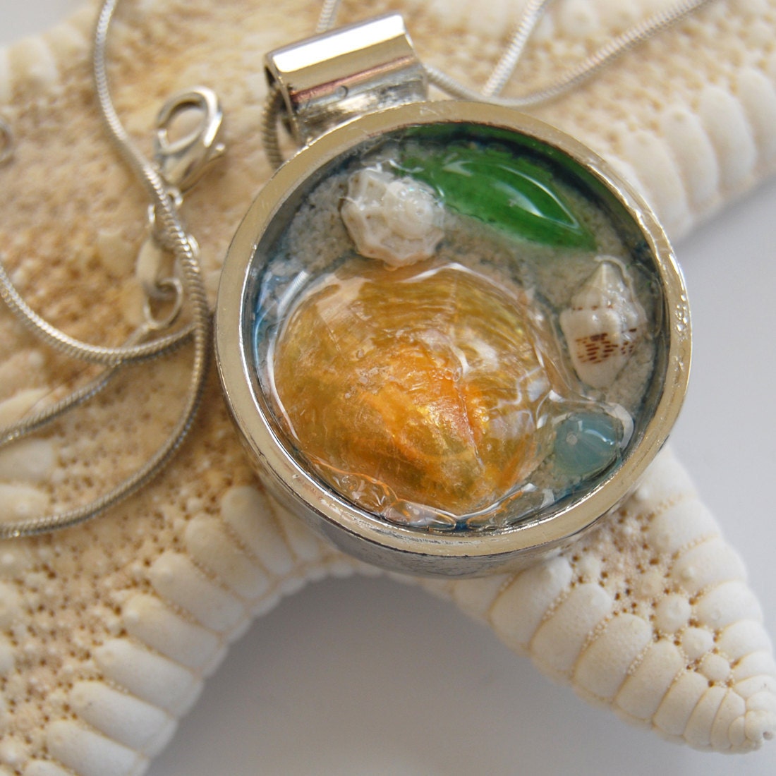 Beach Side Sea Shell Pendant