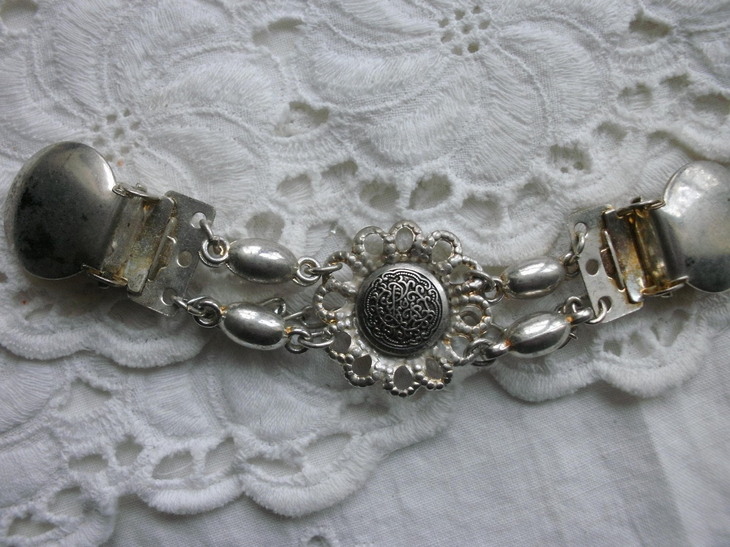 cinch dress clip
