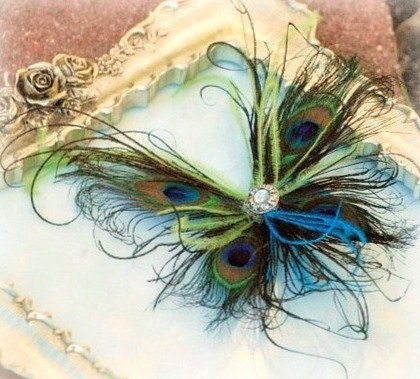 Peacock Feather Butterfly Fascinator COMB / Pin. Spring Chic Cocktail, Brides Flower Girl. Couture Fashionista. Iridescent Golden Statement