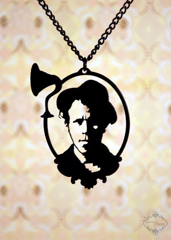 Tom Waits tribute portrait necklace in black stainless steel - musician jewelry