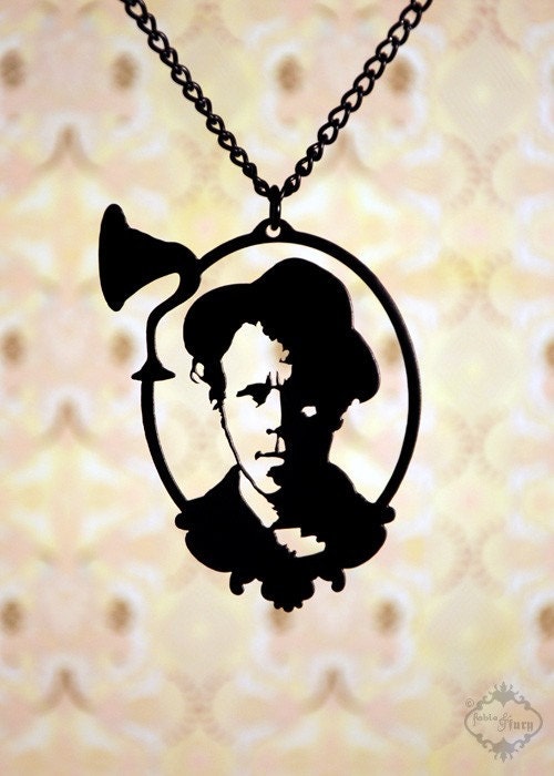 Tom Waits tribute portrait necklace in black stainless steel - musician jewelry