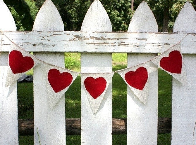 Heart Garland,can be personalized with color of your choice