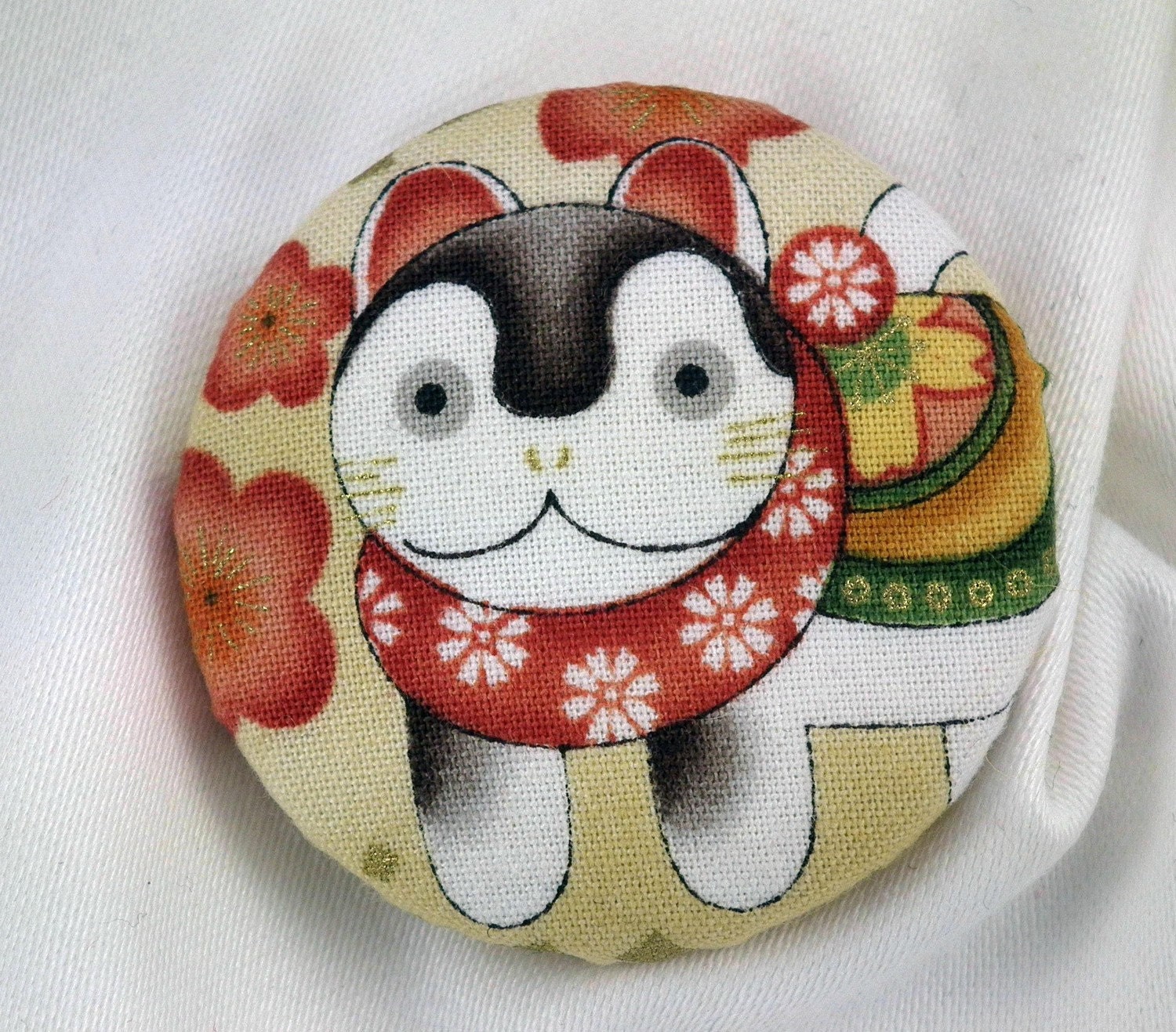 Kitty Kimono 2 Brooch