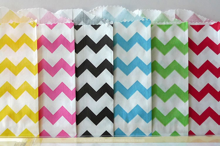 Red Stripe Chevron Pattern 2.75 x 4 in Popular Wedding, BIrthday Goodie Bags - Packet of 20