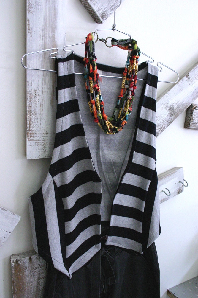 SALE 40% Stripes jersey vest  in black and grey
