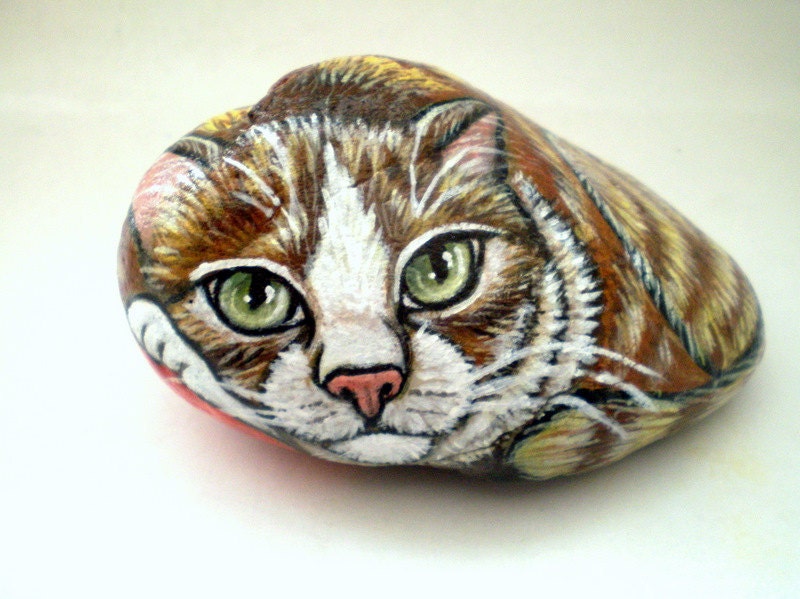 Painted  Yellow Cat  Rock  Art   Decor, paper weight -  Yellow Stripe Tabby Cat, Gift for Pet lovers catlovers, gift  Under 50