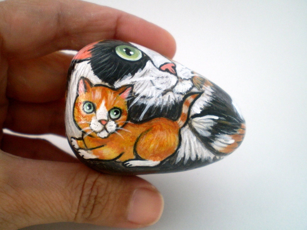 Mother Calico Cat  Rock and her ginger kitty baby, Stone Art Decor,  for pet lovers cat lovers, collectibles