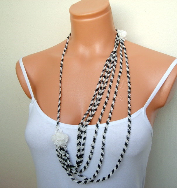 Beadwork stripe oya  necklace with little white flowers women necktie floral tie usuable two color short or long collar beaded neck piece