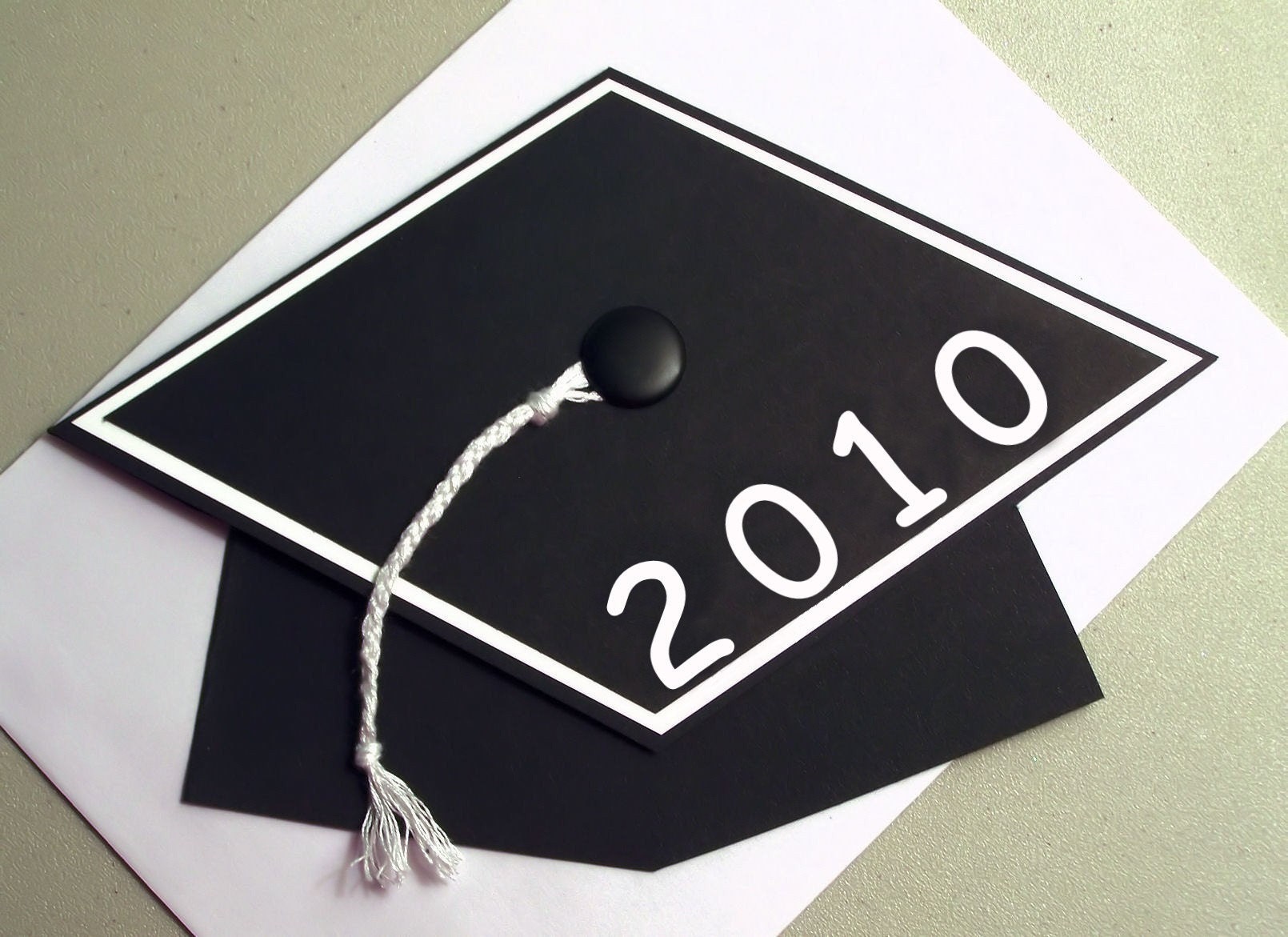 2013 Graduation Cap Shaped Card - Gift Card Holder using Stampin Up GREAT GRADS