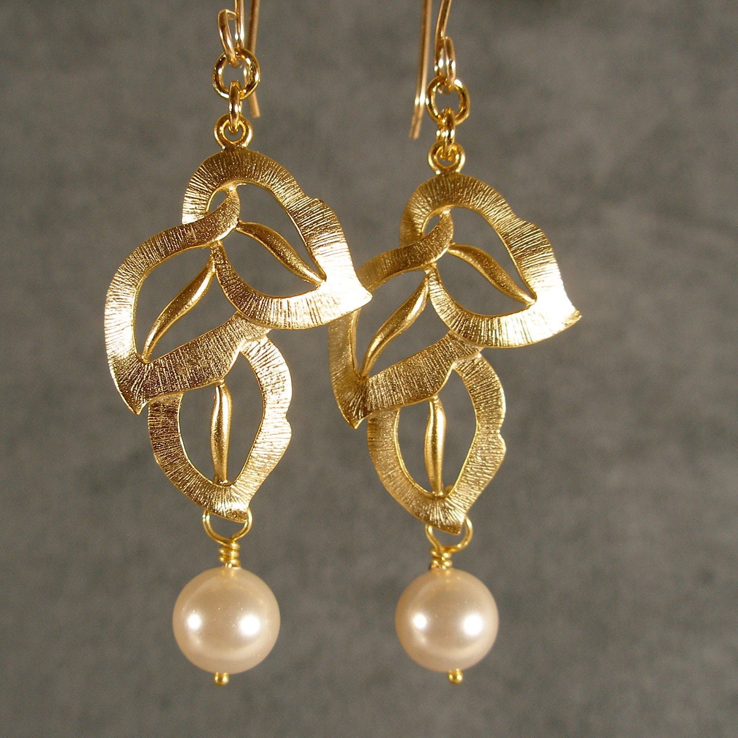 Art Deco Leaves Gold Bridesmaid Earrings ,Wedding Earrings, Gold Earrings, Pearl Earrings, Bridal Earrings (4276)