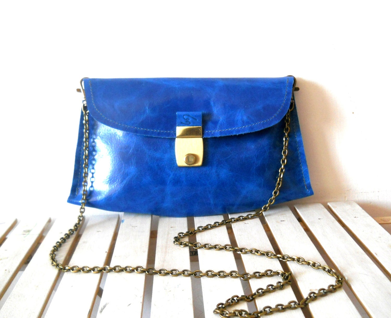 Leather clutch with vintage buckle - Beautiful blue