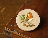 robin red breast wooden winter christmas brooch