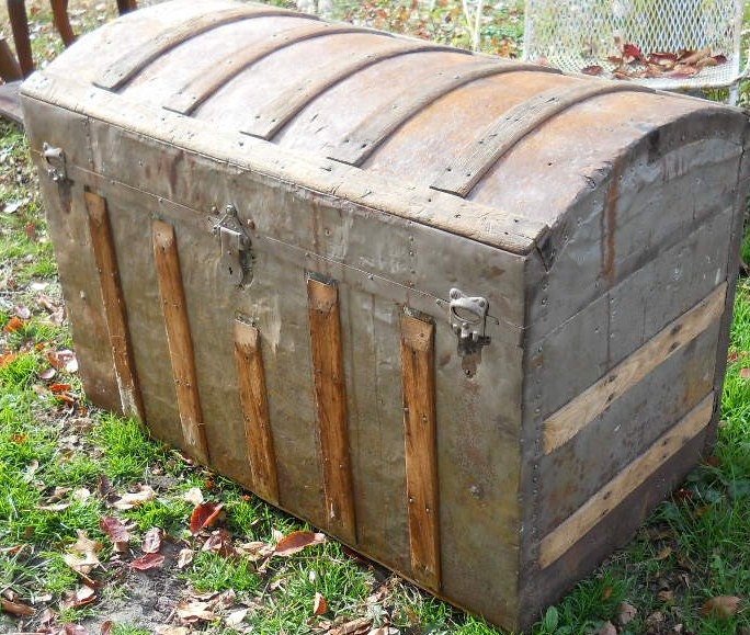 vintage VICTORIAN  STEAMER TRUNK with wood trim