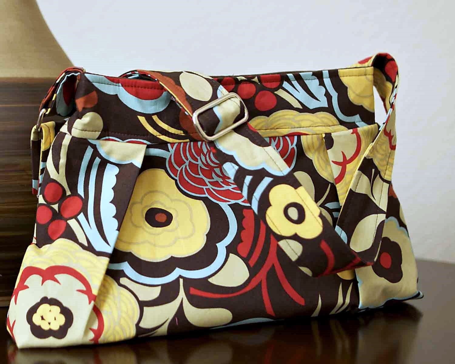 Mocca Hobo Pleated  Bag including Matching Key Fob