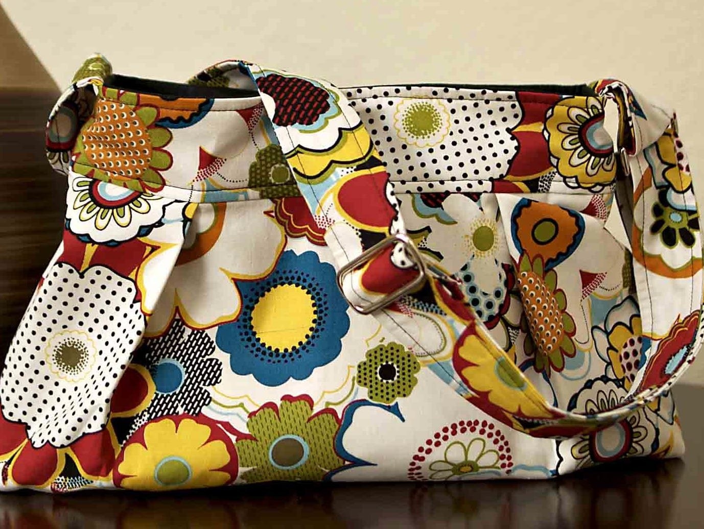 Flower Garden Hobo Pleated Bag including Matching Key Fob